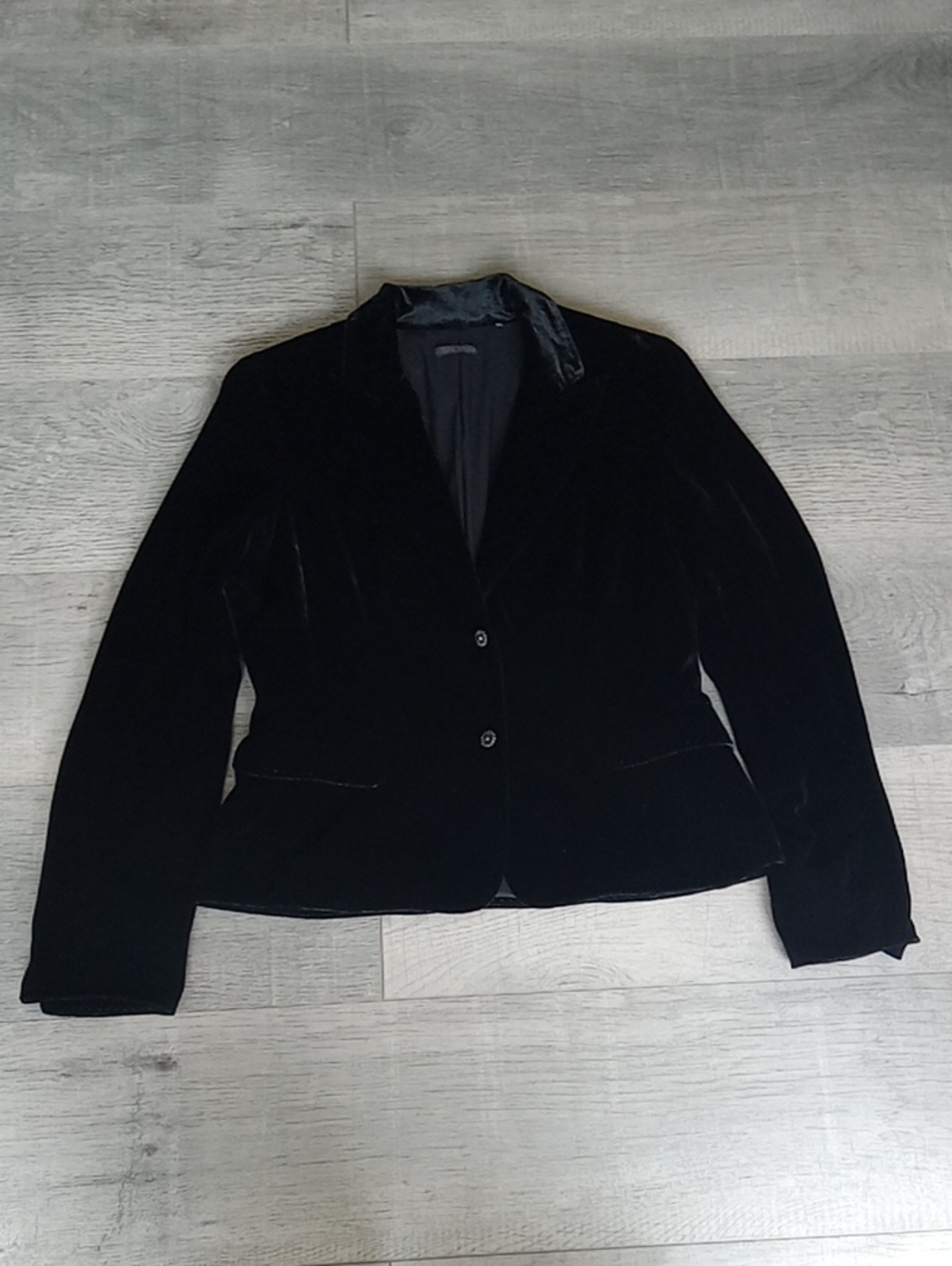 Tahari Black Silk Blend Velvet Blazer Jacket- Medium